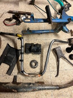 Set dílů vhodných na ND nebo bastl Jawa/ČZ atd - úklid - 3