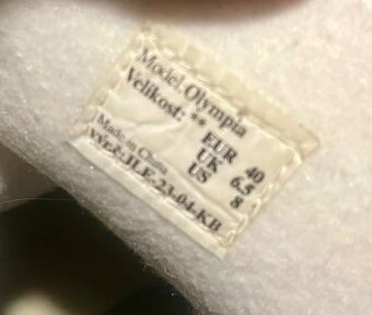 Dámské lední brusle vel.40 - 3