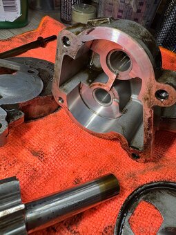 BMW E30 olejove cerpadlo m20b25 - 3