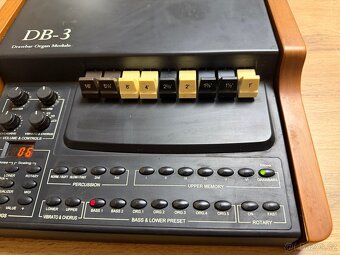 Viscount DB-3 Organ Module - 3
