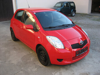 TOYOTA YARIS 1.0 - 3