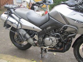 Suzuki DL 650 V-Strom - 3