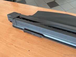 Roleta na BMW 5 F11 - 3