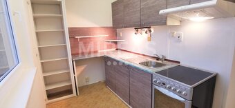 Milovice, prodej bytu 2+1 s lodžií, 51 m2, okr. Nymburk - 3