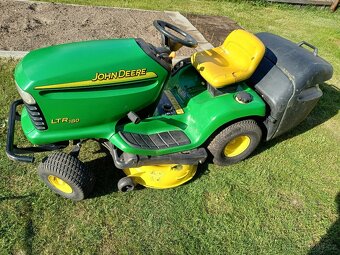 Sekaci zahradní traktor John Deere LTR 180 - 3