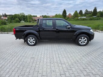 Nissan Navara 2.5 dCi Double Cab XE 4X4 - 3