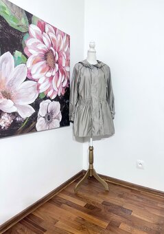 Větrovka Prada - 3