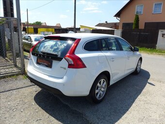 Volvo V60 1,6 D DIGI AC, SERVIS, 1.MAJ - 3