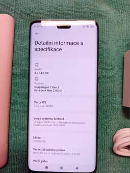 Xiaomi 13 Lite - 5G, RAM 8GB/256GB, růžová barva, TOP STAV - 3