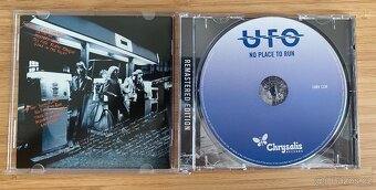 CD UFO - No Place To Run - 3