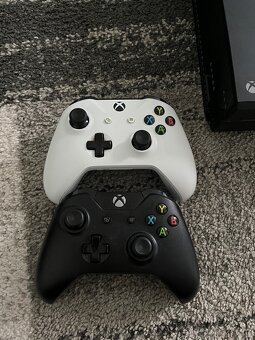 Xbox one 500GB - 3