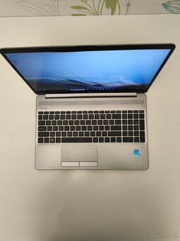 HP 250 G8 I3-1115G4/8 GB Ram/256 GB SSD - 3