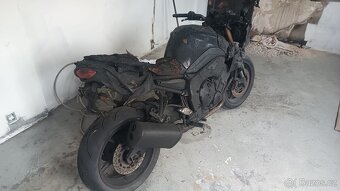 FZ8 - 3