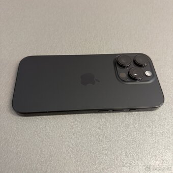 iPhone 16 Pro 256GB black titan, jako nový, záruka - 3