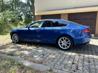 Audi A5 2.0 Tfsi 2010 180Tkm, pěkný stav, bohužel nechytá - 3