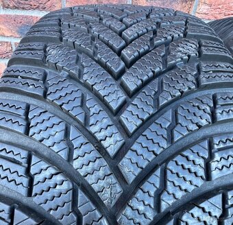 215/55 R17 98V XL zimní pneu Firestone (2522) - 3