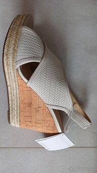 Dámské sandály na klínku/ platformě GEOX - nové - 3
