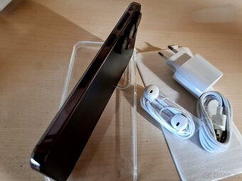 Samsung S24 - 3