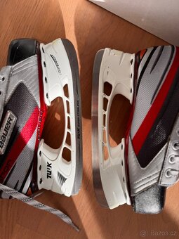 Brusle Bauer 38,5 vapor x 3.0 JR - 3