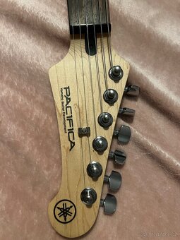 Elektrická kytara Yamaha Pacifica 112V - 3