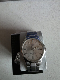 Casio - quartz, safír (typ nemůžu dohledat) - 3