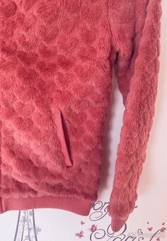 Dívčí svetr C&A - 3