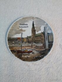 Keramický talíř Hamburg, Rathausmarkt - značený - 3