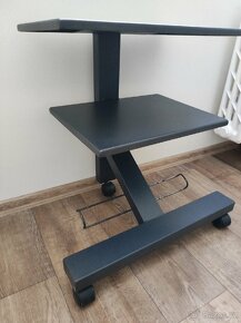 Televizní stolek - 3