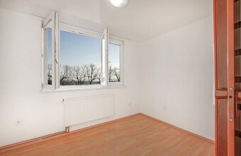 Pronájem bytu 3+1 59 m² Palackého, Hluboká nad Vltavou - 3