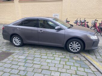 Camry - 3
