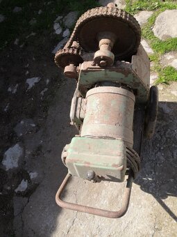 natáčedlo zetor 25, škoda 30 - 3