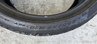 1x Pirelli P Zero 255/35 R19 - 3