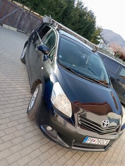 Toyota Verso - 3