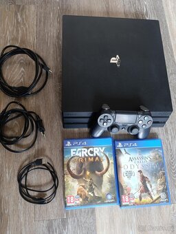 PS4 1tb Pro - 3