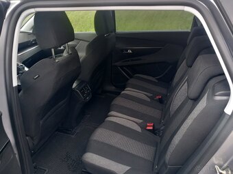 Peugeot 5008 - 3