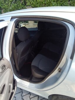 Peugeot 206 1.4i, 55 kW, najeto 113000 km - 3