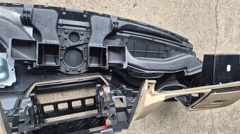 Palubovka BMW F10 F11 - 3