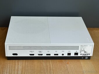 Xbox One S 500GB + ovladač + kompletní krabice, TOP - 3