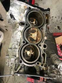 Subaru EZ30 H6 blok motora - 3