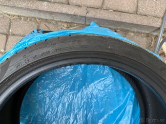 Pneu Pirelli P-Zero HN 235/35 R19 91Y - 3