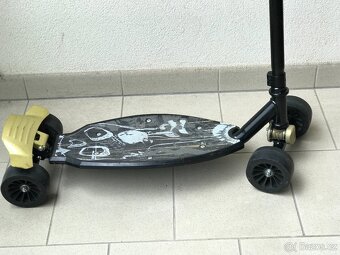 Koloběžka/skatebord - 3