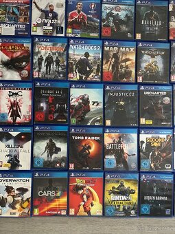PlayStation 4 HRY - 3