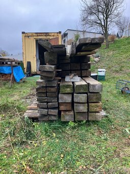 Prodám trámy,hranoly smrk modřín suché,desky,fošny - 3