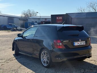 Honda Civic Type R EP3 - 3