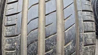 Letní pneu 235/45/17 Nexen - 3