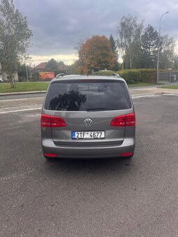 Volkswagen Touran 1.4 TSI DSG - 3