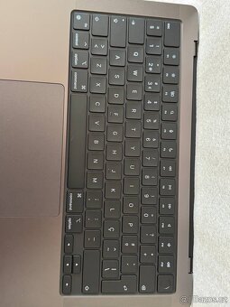 MacBook Pro 14" M4 (2024) 16GB/512GB - NOVÝ - 3