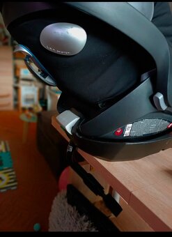 Cybex vejce + základna - 3