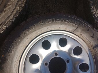 205/70/15 -suzuki Vitara - 3