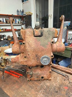 Díly Zetor 3011 4011 - 3